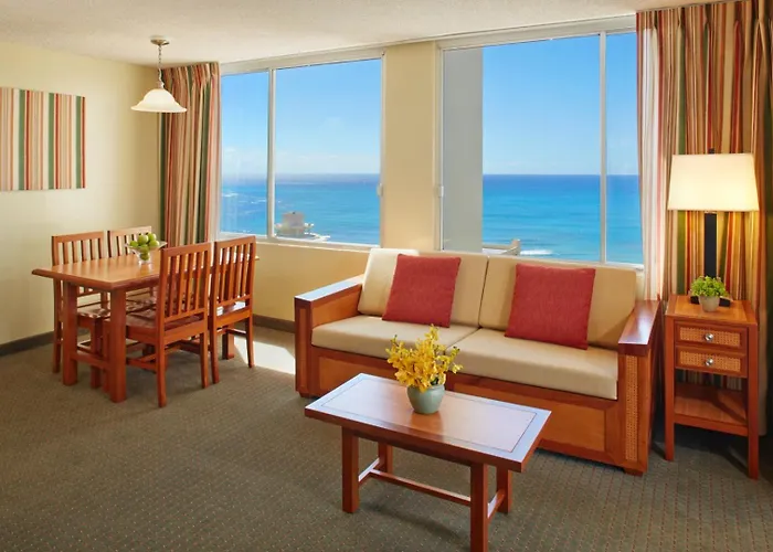 Ocean View 1 Bedroom Corner Unit Steps To Waikiki Beach